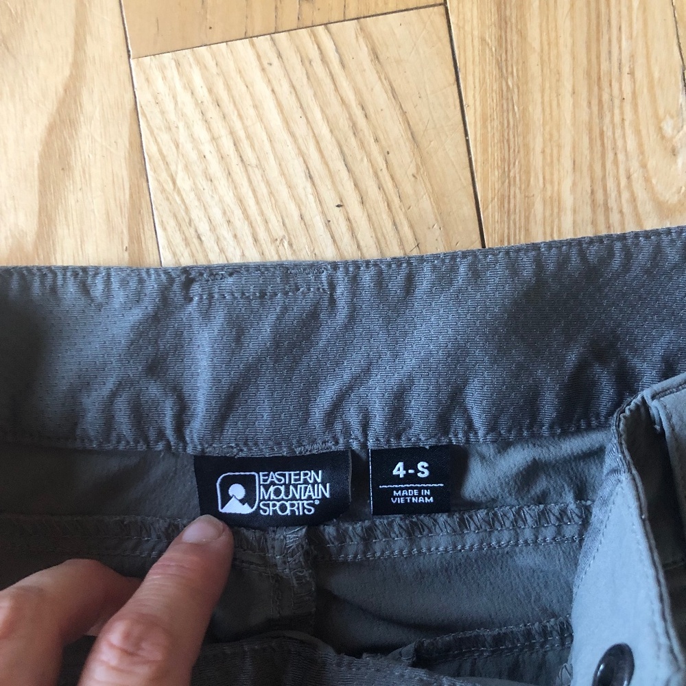 EMS ladies hiking pant size 4 short